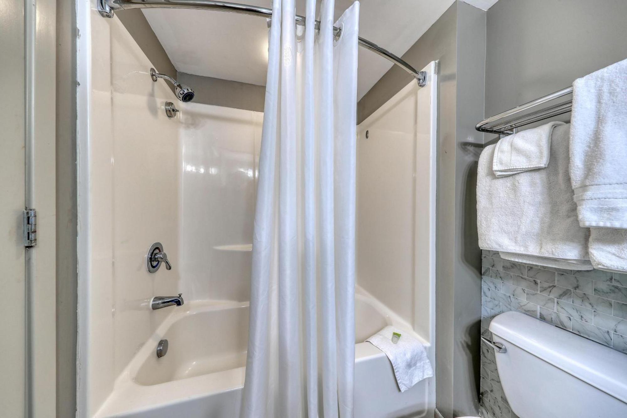 107 S Ocean Blvd, 0308 - Ocean Front Sleeps 6 Villa Myrtle Beach Bagian luar foto